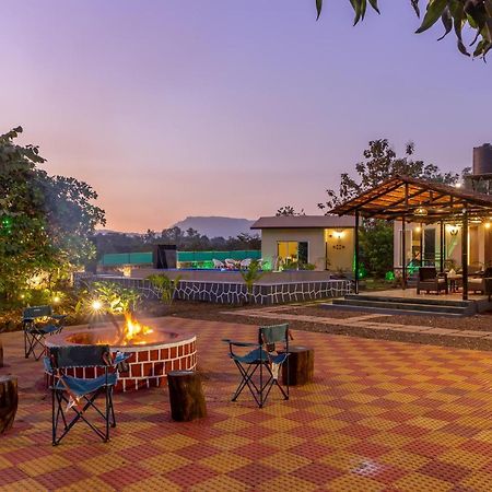 Saffronstays Apricus Farm, Карджат Екстериор снимка
