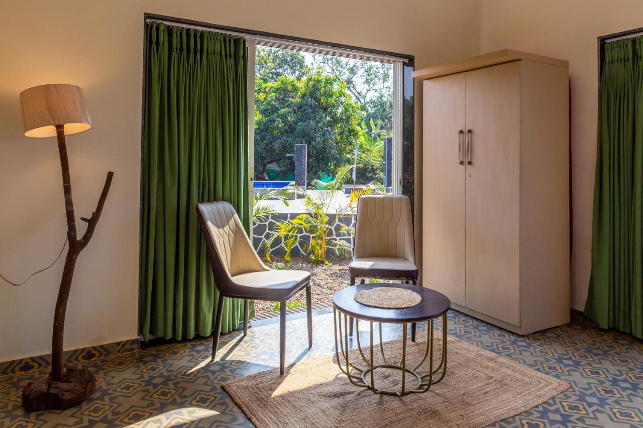 Saffronstays Apricus Farm, Карджат Екстериор снимка