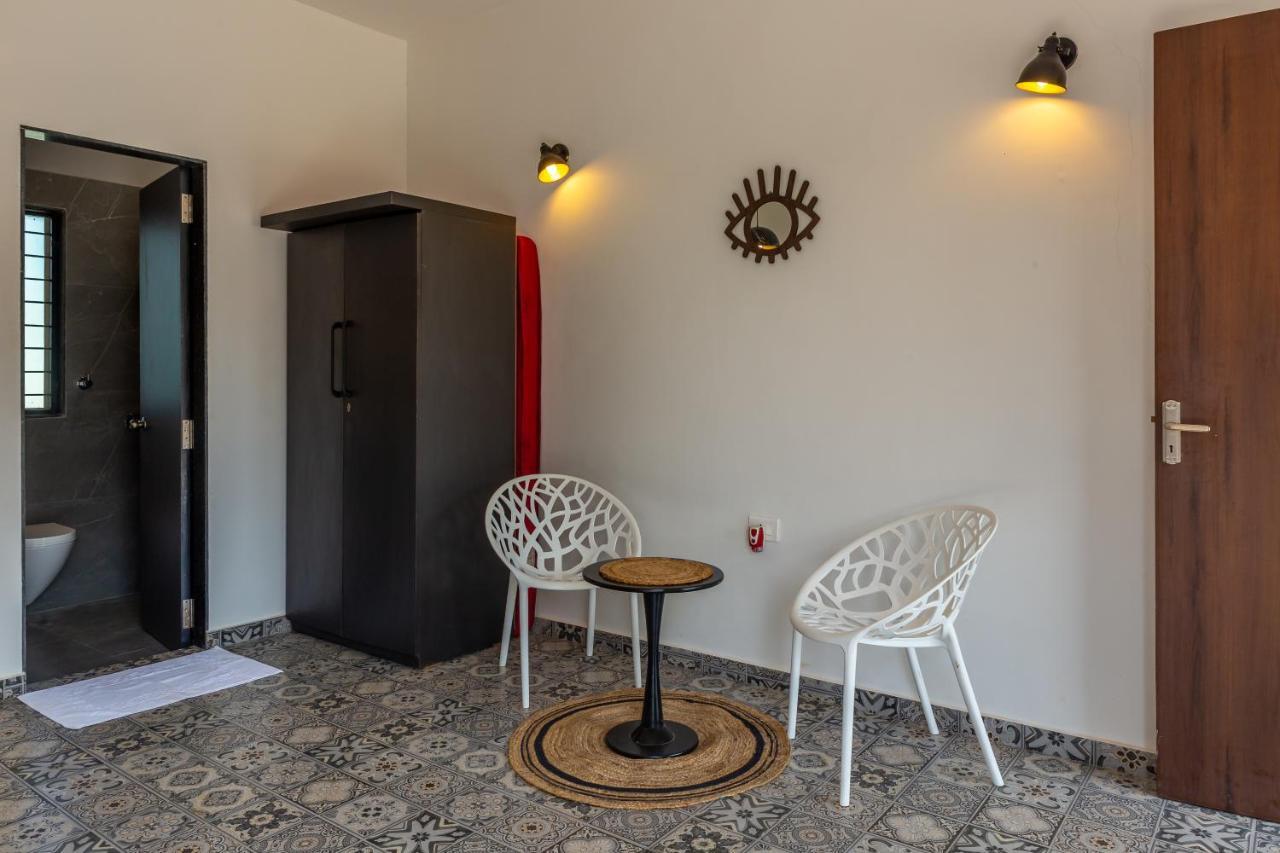 Saffronstays Apricus Farm, Карджат Екстериор снимка
