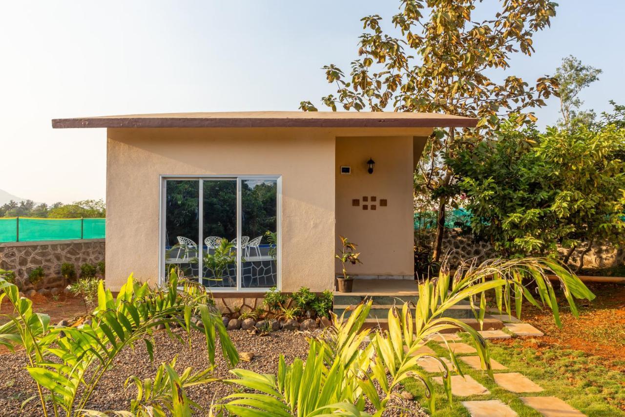 Saffronstays Apricus Farm, Карджат Екстериор снимка